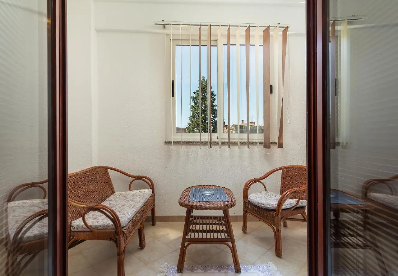 Penzion Apartments Smaila Pula