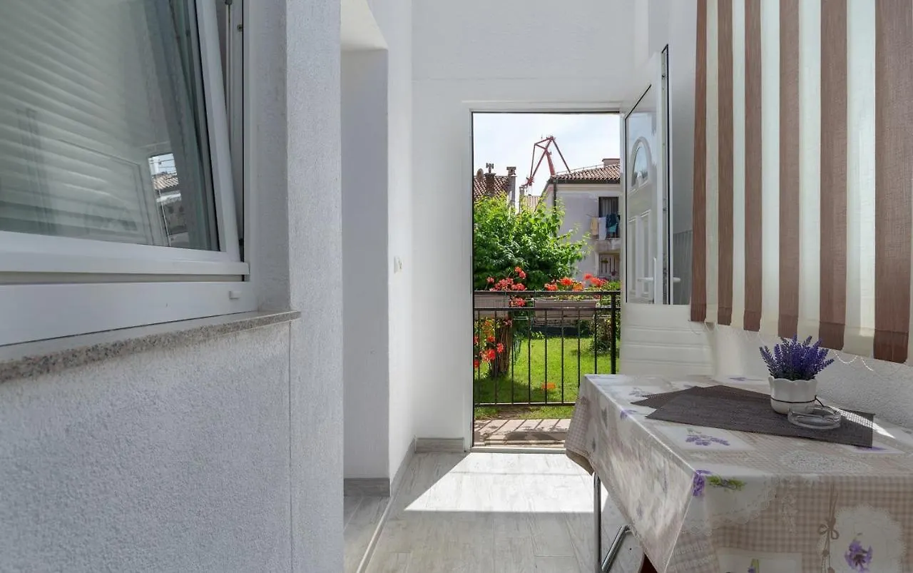 *** Guest house Apartments Smaila Pula Croatia