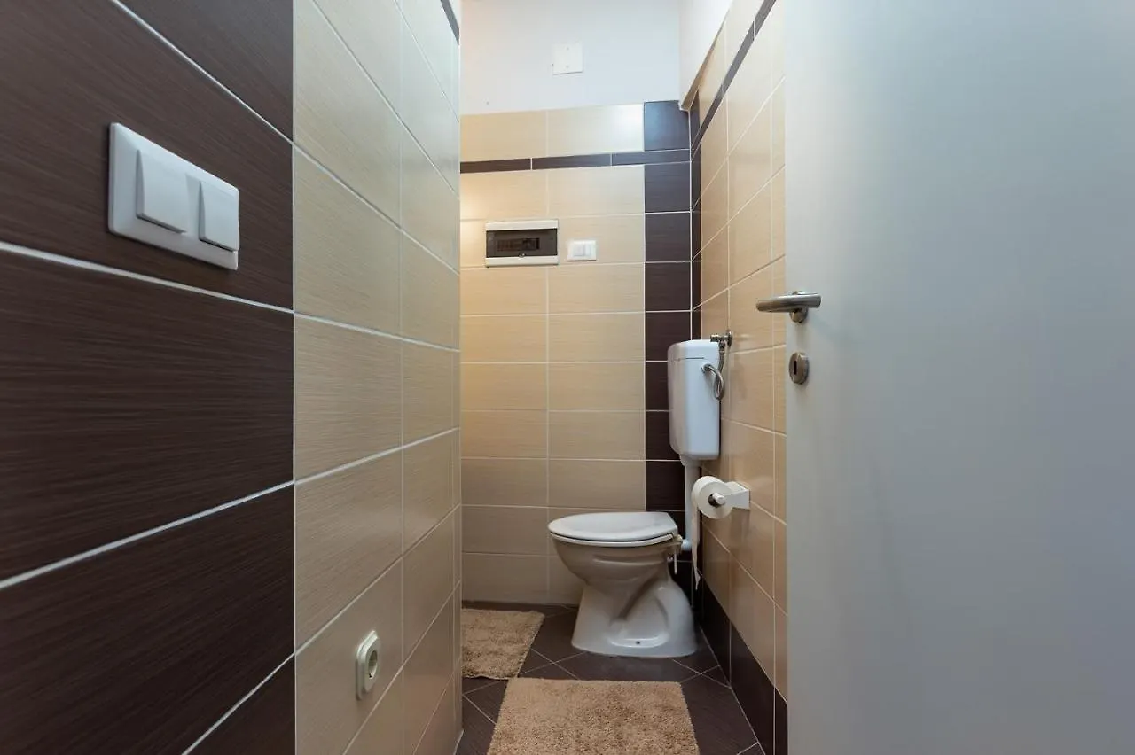 Apartments Smaila Pula 3*,  Croatia